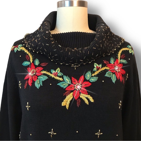 Theme Works Woman's Cardigan Sz PM Black Sequins Poinsettia Holiday Beaded - Picture 2 of 12